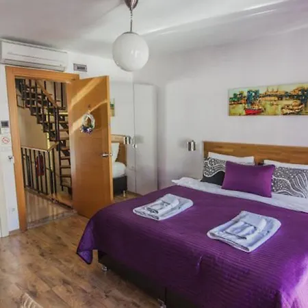 Piccolo Aparthotel 2*